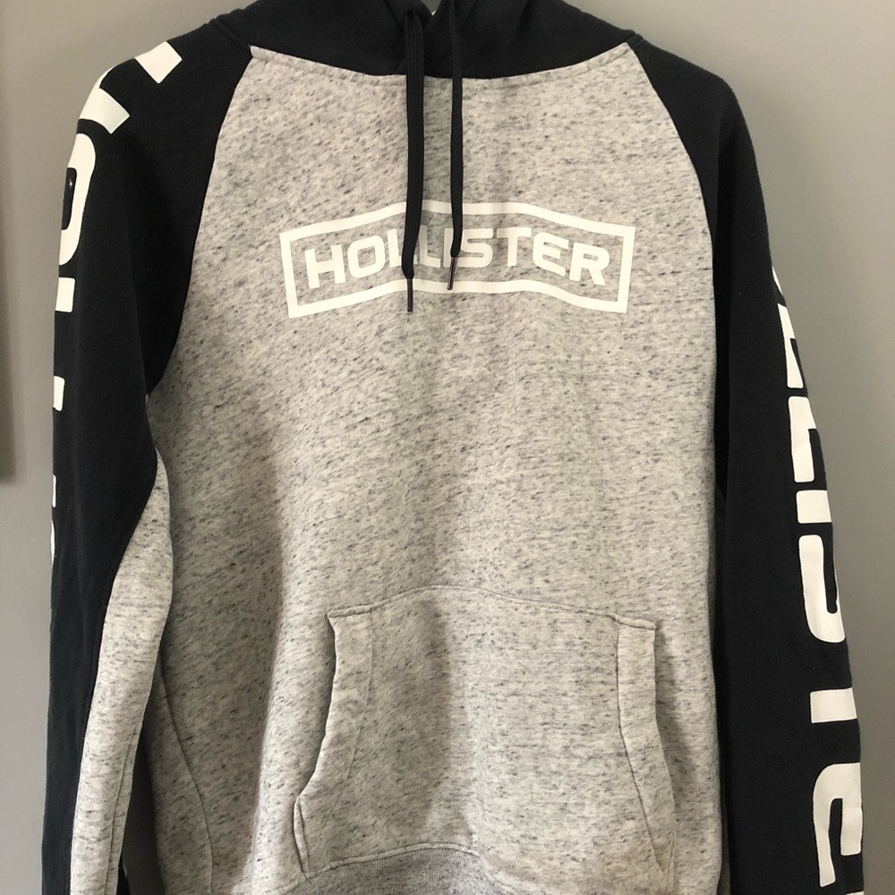 Men’s Hollister Hoodie